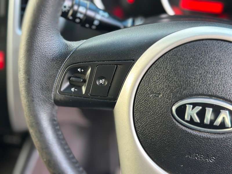 2010 KIA VENGA 2010 KIA VENGA