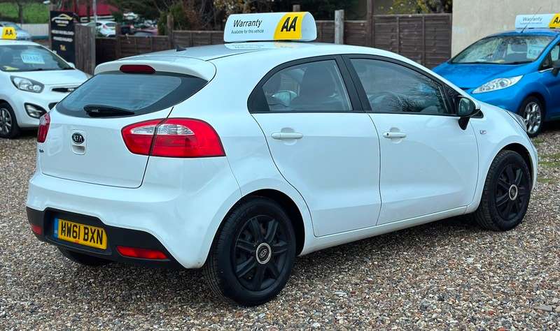 2012 KIA RIO 2012 KIA RIO