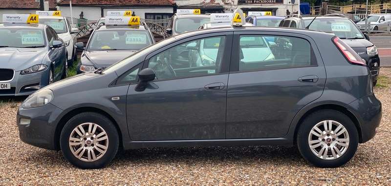 2014 FIAT PUNTO 2014 FIAT PUNTO
