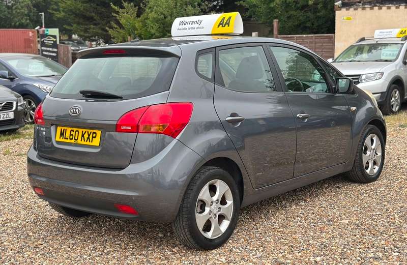 2010 KIA VENGA 2010 KIA VENGA