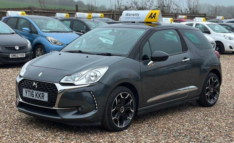 A 2016 DS DS 3 BLUEHDI ELEGANCE S/S A 2016 DS DS 3 BLUEHDI ELEGANCE S/S