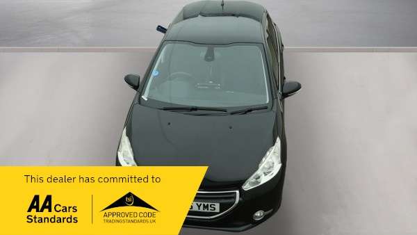 A 2015 PEUGEOT 208 ALLURE A 2015 PEUGEOT 208 ALLURE