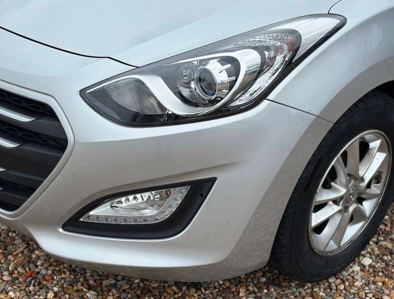 2015 HYUNDAI I30 2015 HYUNDAI I30