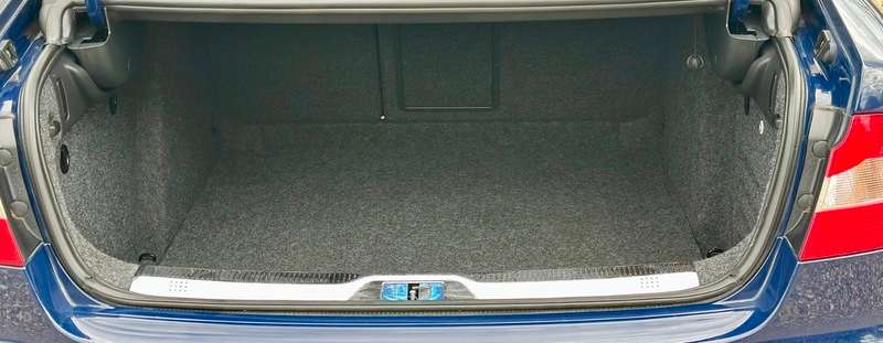 2011 SKODA SUPERB 2011 SKODA SUPERB