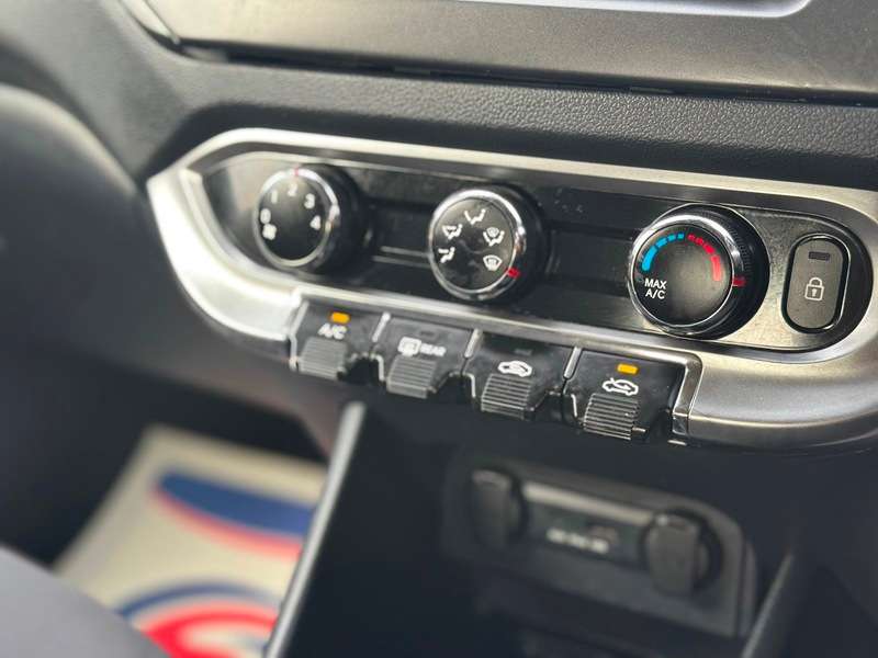 2012 KIA RIO 2012 KIA RIO