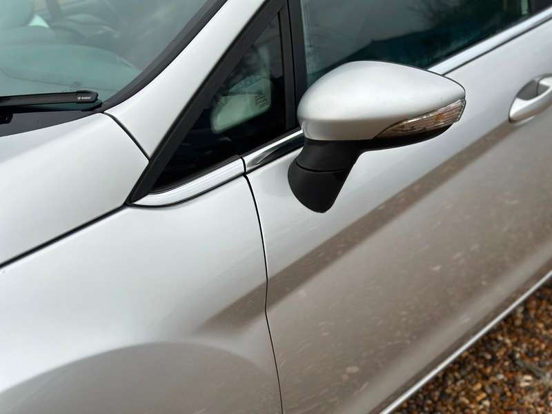 2010 FORD FIESTA 2010 FORD FIESTA