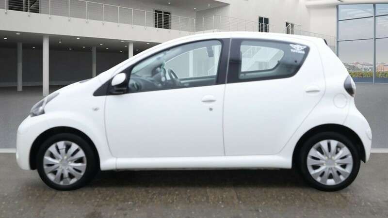 2013 TOYOTA AYGO 2013 TOYOTA AYGO