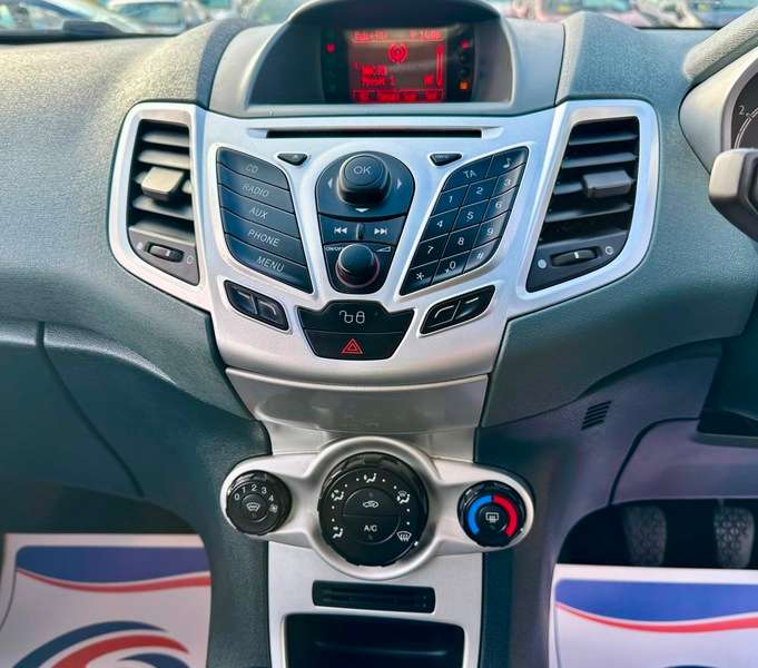 2010 FORD FIESTA 2010 FORD FIESTA