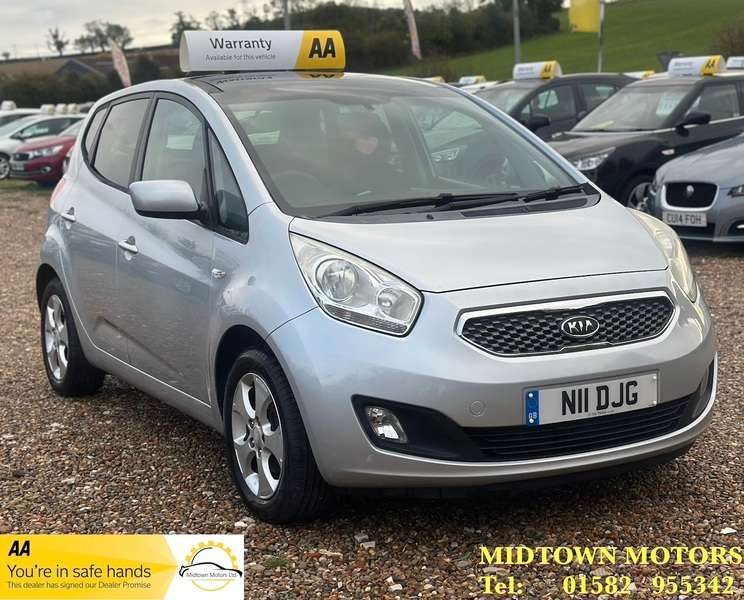 A 2010 KIA VENGA 3 A 2010 KIA VENGA 3