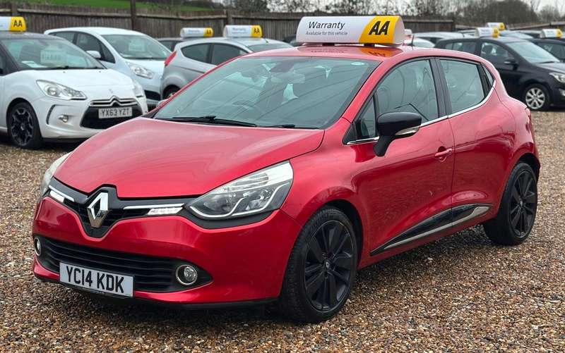 A 2014 RENAULT CLIO DYNAMIQUE S MEDIANAV ENERGY DCI S/S A 2014 RENAULT CLIO DYNAMIQUE S MEDIANAV ENERGY DCI S/S