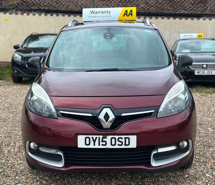 A 2015 RENAULT SCENIC GRAND LIMITED ENERGY DCI S/S A 2015 RENAULT SCENIC GRAND LIMITED ENERGY DCI S/S
