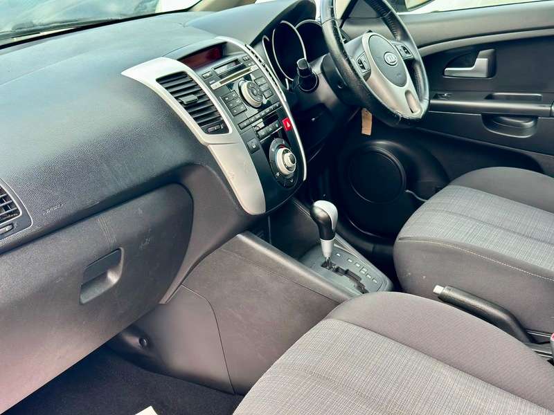 2010 KIA VENGA 2010 KIA VENGA