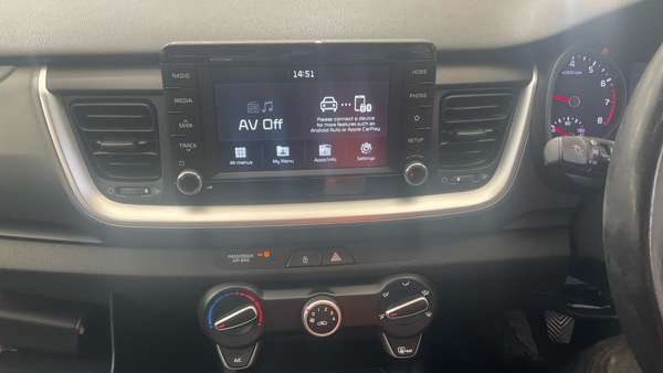 2017 KIA STONIC 2017 KIA STONIC