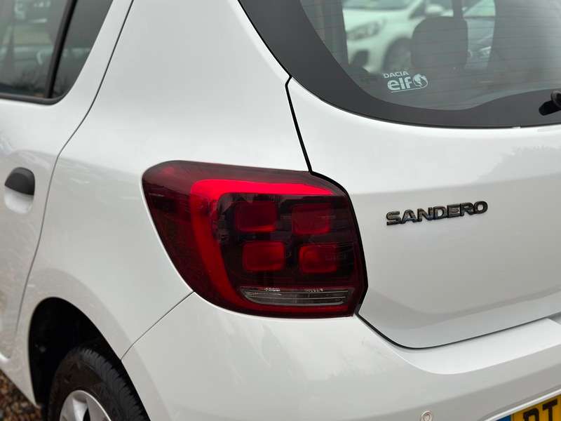 2017 DACIA SANDERO 2017 DACIA SANDERO