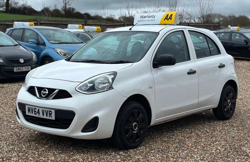 A 2014 NISSAN MICRA VISIA A 2014 NISSAN MICRA VISIA