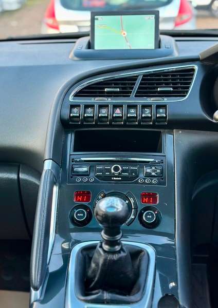 2014 PEUGEOT 3008 2014 PEUGEOT 3008