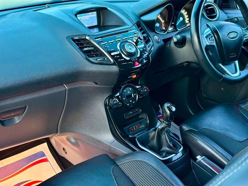 2014 FORD FIESTA 2014 FORD FIESTA