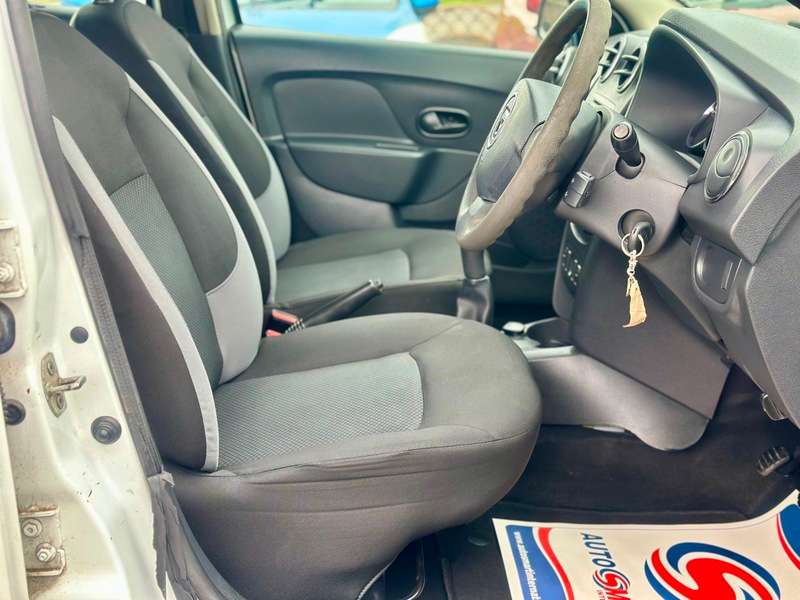 2015 DACIA SANDERO 2015 DACIA SANDERO