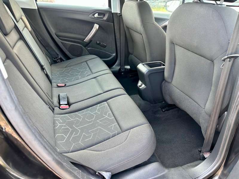 2015 PEUGEOT 2008 2015 PEUGEOT 2008