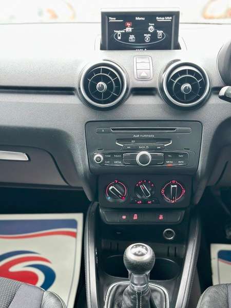 2014 AUDI A1 2014 AUDI A1