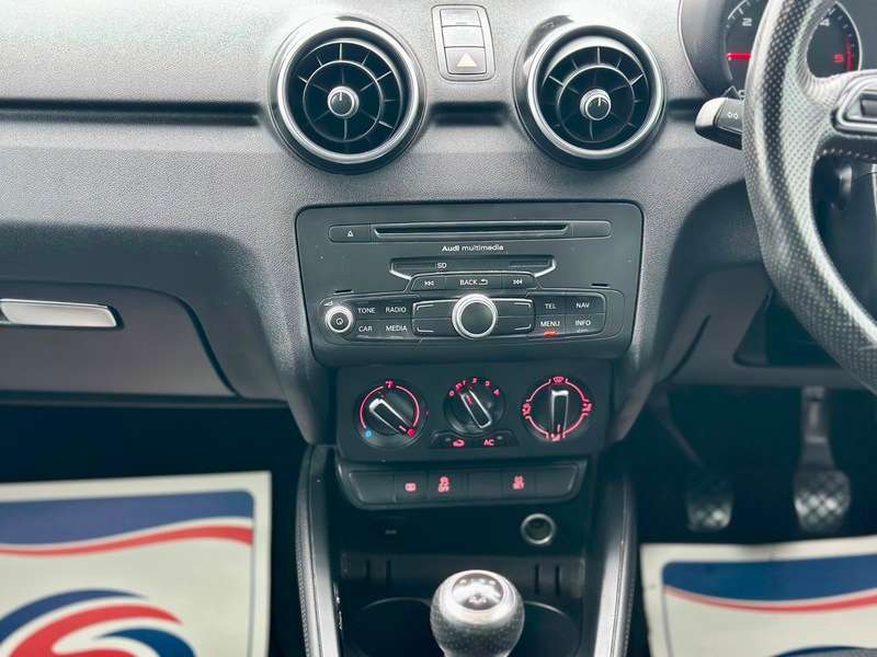 2014 AUDI A1 2014 AUDI A1