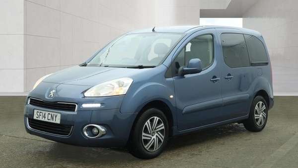 A 2014 PEUGEOT PARTNER TEPEE S A 2014 PEUGEOT PARTNER TEPEE S