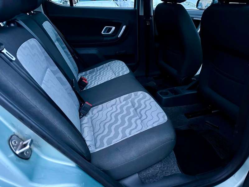 2010 SKODA FABIA 2010 SKODA FABIA