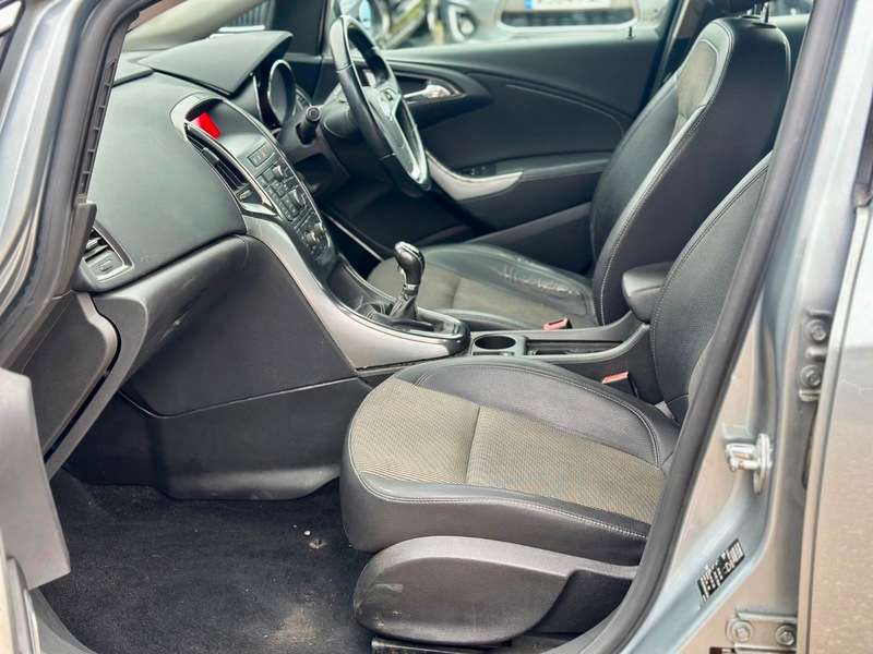 2010 VAUXHALL ASTRA 2010 VAUXHALL ASTRA