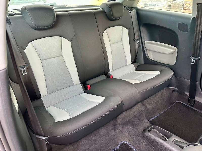 2011 AUDI A1 2011 AUDI A1