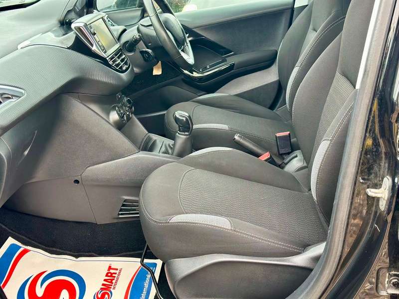 2016 PEUGEOT 208 2016 PEUGEOT 208