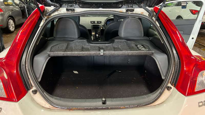 2011 VOLVO C30 2011 VOLVO C30