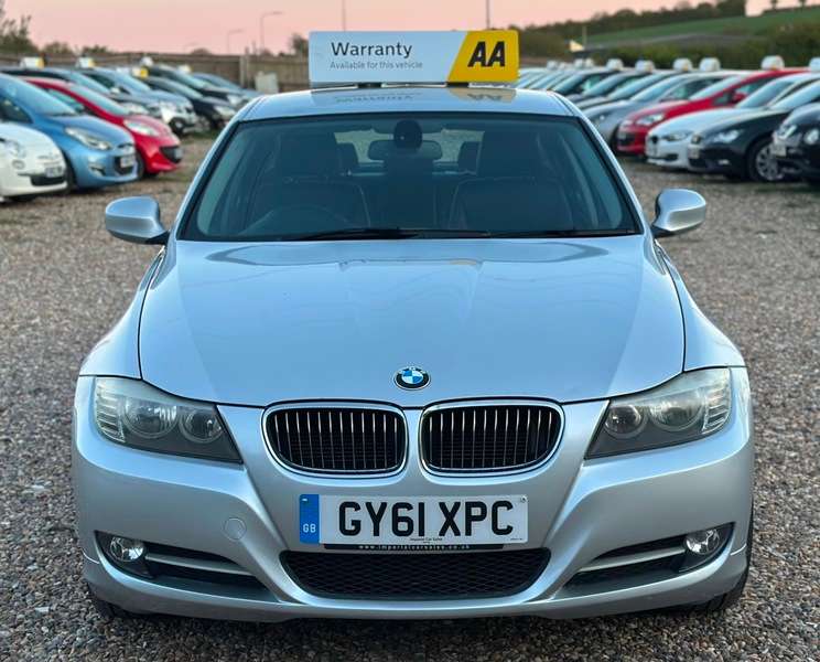 A 2011 BMW 3 SERIES 320d EXCLUSIVE EDITION A 2011 BMW 3 SERIES 320d EXCLUSIVE EDITION