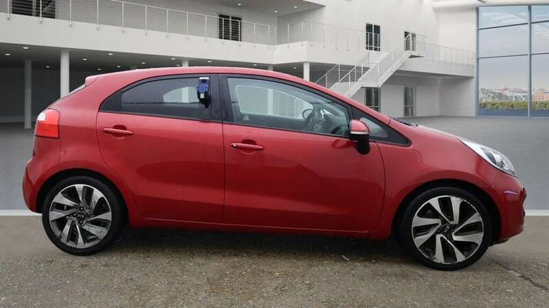2013 KIA RIO 2013 KIA RIO