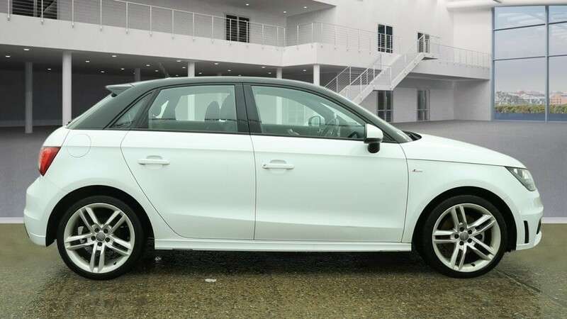 A 2014 AUDI A1 SPORTBACK TDI S LINE A 2014 AUDI A1 SPORTBACK TDI S LINE