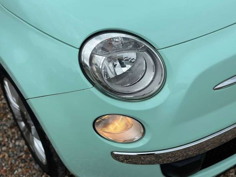 A 2014 FIAT 500 TWINAIR LOUNGE A 2014 FIAT 500 TWINAIR LOUNGE