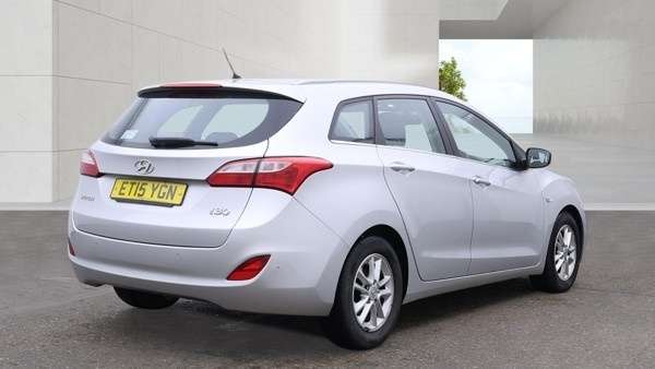 2015 HYUNDAI I30 2015 HYUNDAI I30