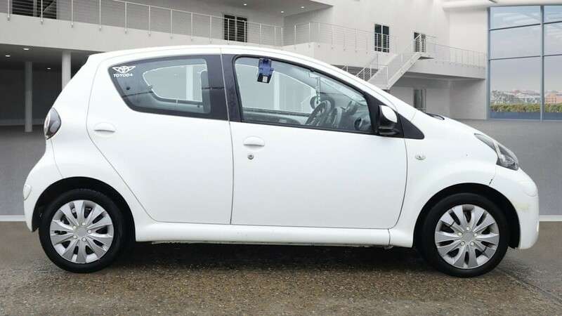 2013 TOYOTA AYGO 2013 TOYOTA AYGO