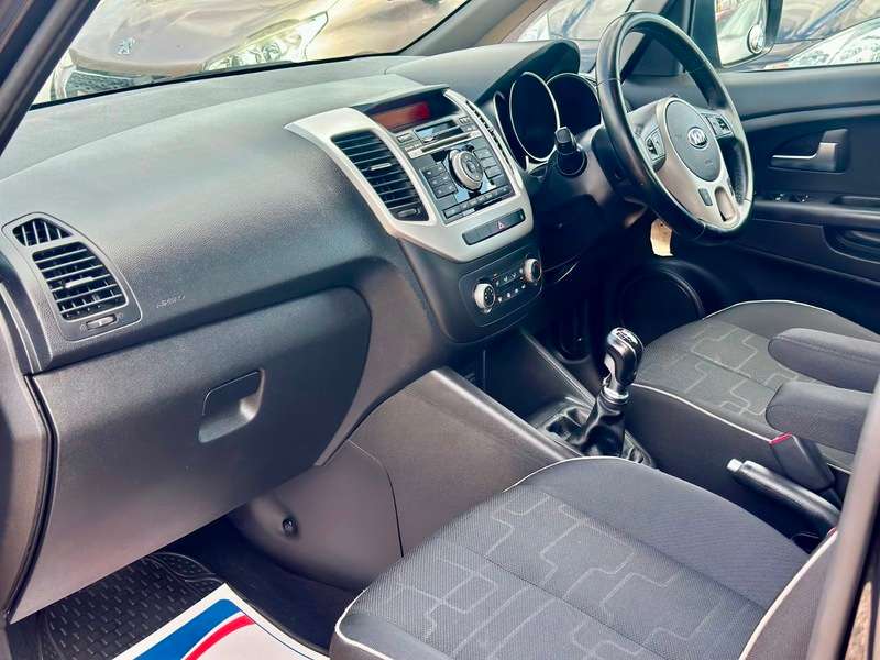 2015 KIA VENGA 2015 KIA VENGA