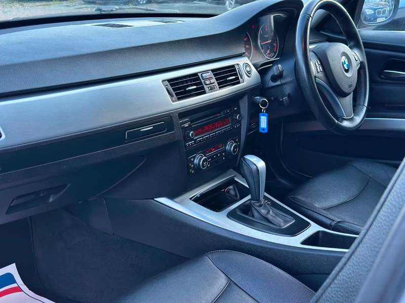 2011 BMW 3 SERIES 2011 BMW 3 SERIES