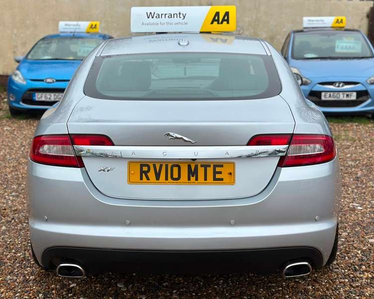 2010 JAGUAR XF 2010 JAGUAR XF