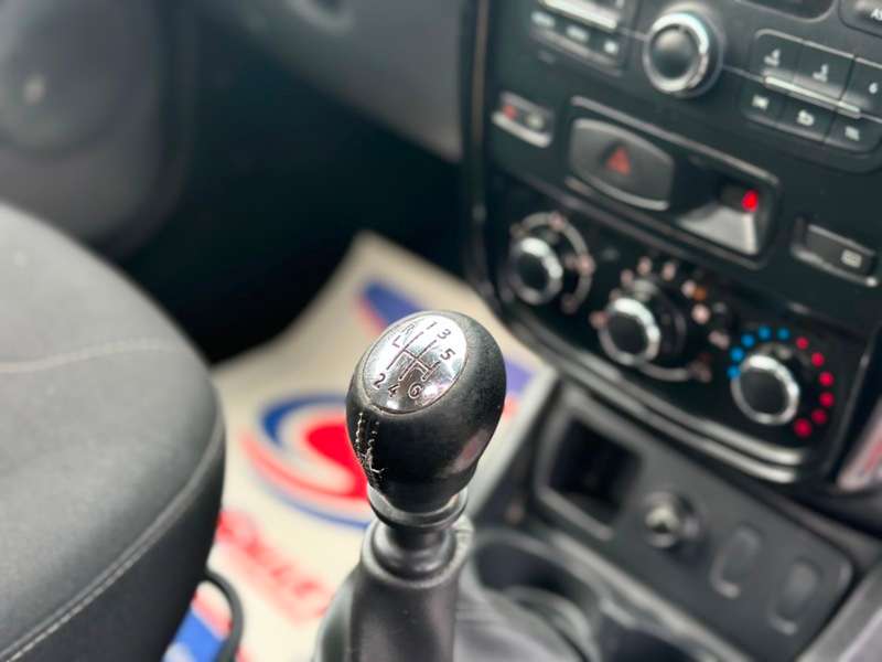 2013 DACIA DUSTER 2013 DACIA DUSTER