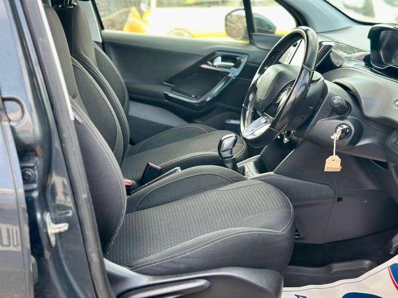 2016 PEUGEOT 208 2016 PEUGEOT 208