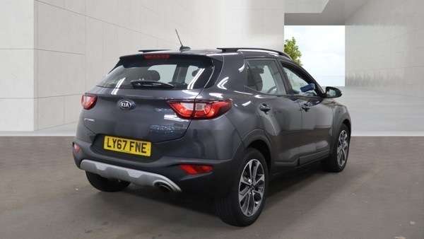 2017 KIA STONIC 2017 KIA STONIC