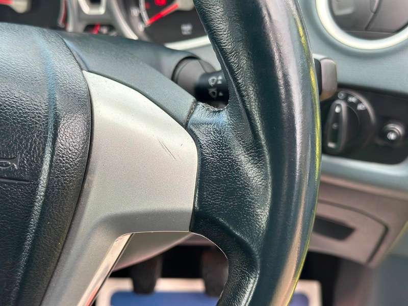 2010 FORD FIESTA 2010 FORD FIESTA