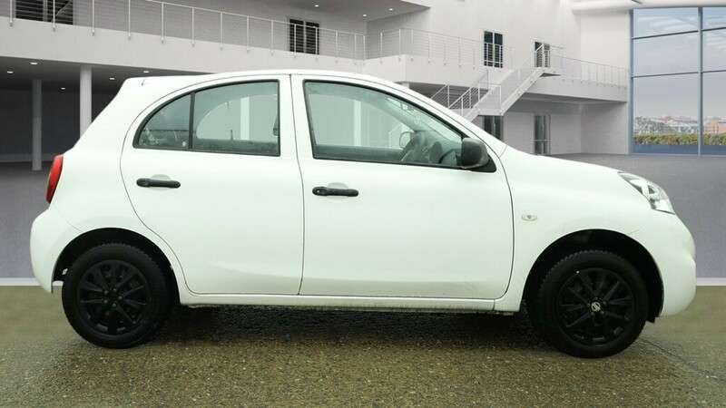 A 2014 NISSAN MICRA VISIA A 2014 NISSAN MICRA VISIA