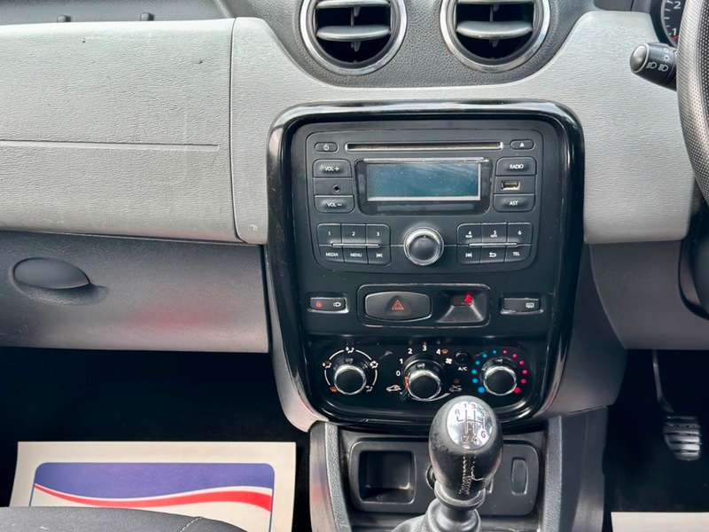 2013 DACIA DUSTER 2013 DACIA DUSTER