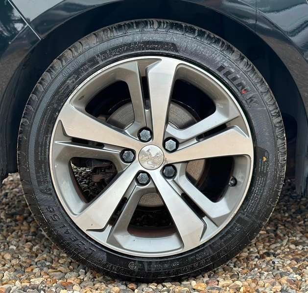 2018 PEUGEOT 308 2018 PEUGEOT 308