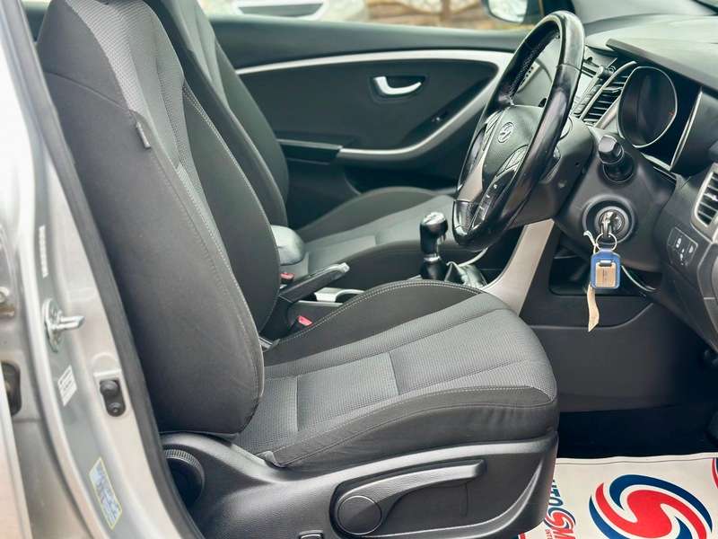 2015 HYUNDAI I30 2015 HYUNDAI I30