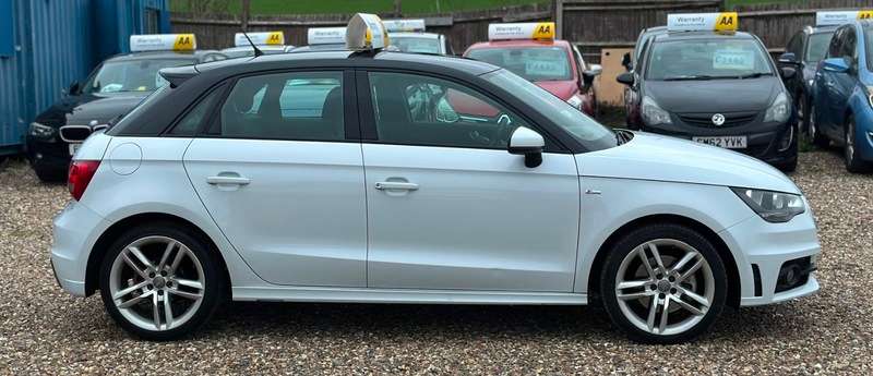 2014 AUDI A1 2014 AUDI A1