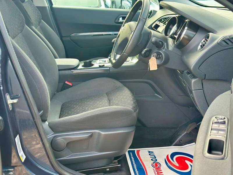 2015 PEUGEOT 3008 2015 PEUGEOT 3008